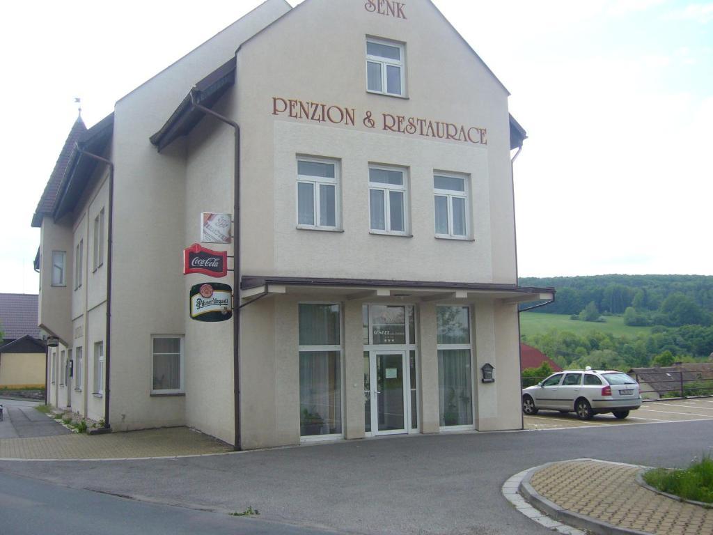 Penzion Senk Pardubice Exterior foto