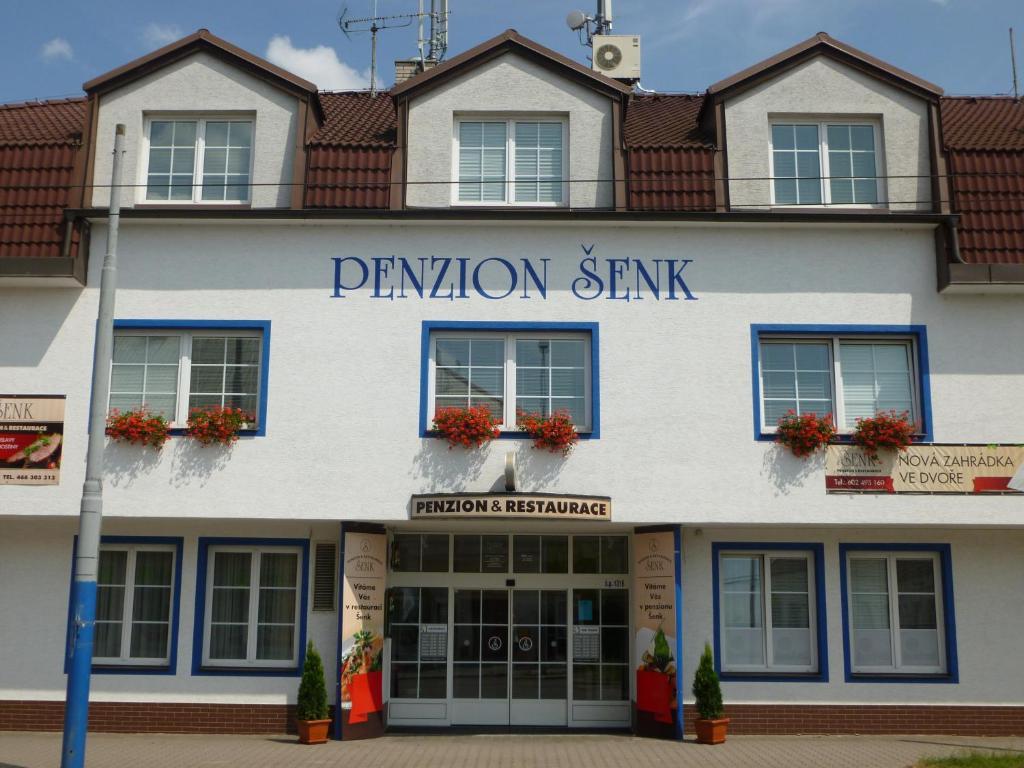 Penzion Senk Pardubice Exterior foto