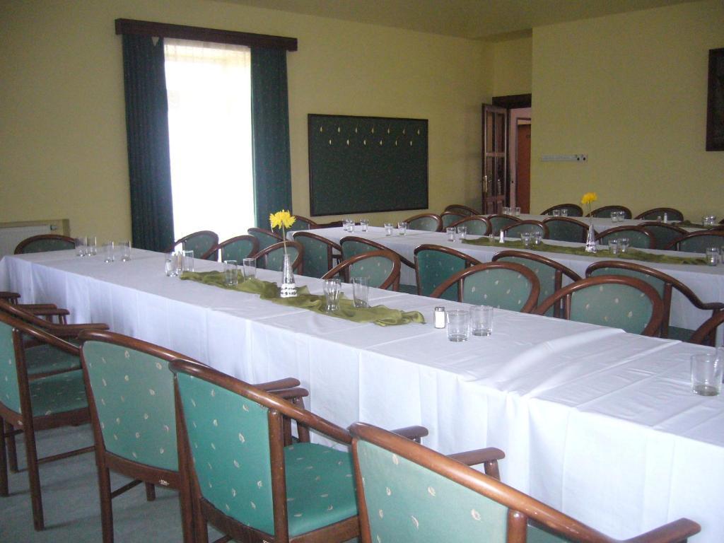 Penzion Senk Pardubice Exterior foto